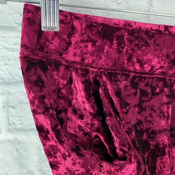 NWT LF Emma & Sam Crushed Velvet Sweatpants XS - Picture 7 of 14